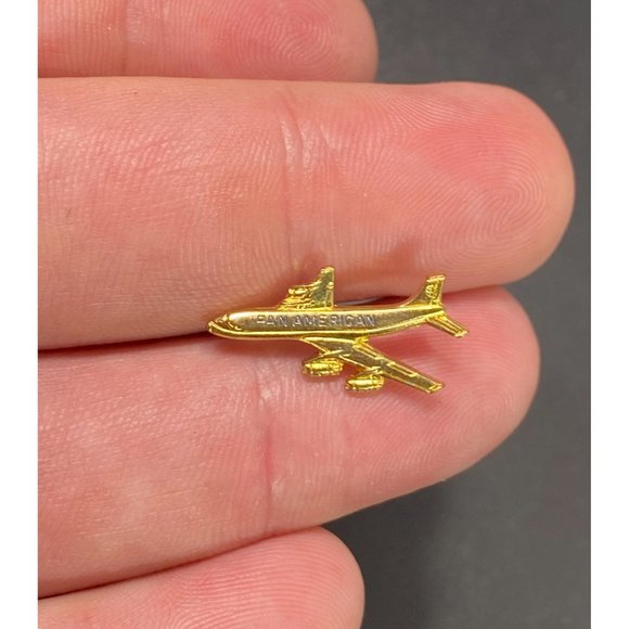 Vintage Pan American Gold Tone Jet Plane Lapel Pin Uniform - Picture 4 of 7